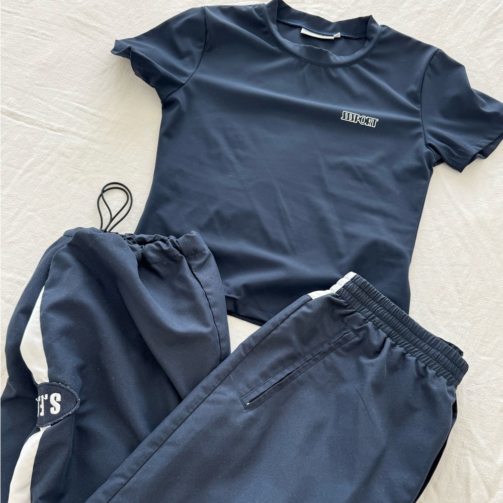 Black Women's Pants - Picture 4 of 6